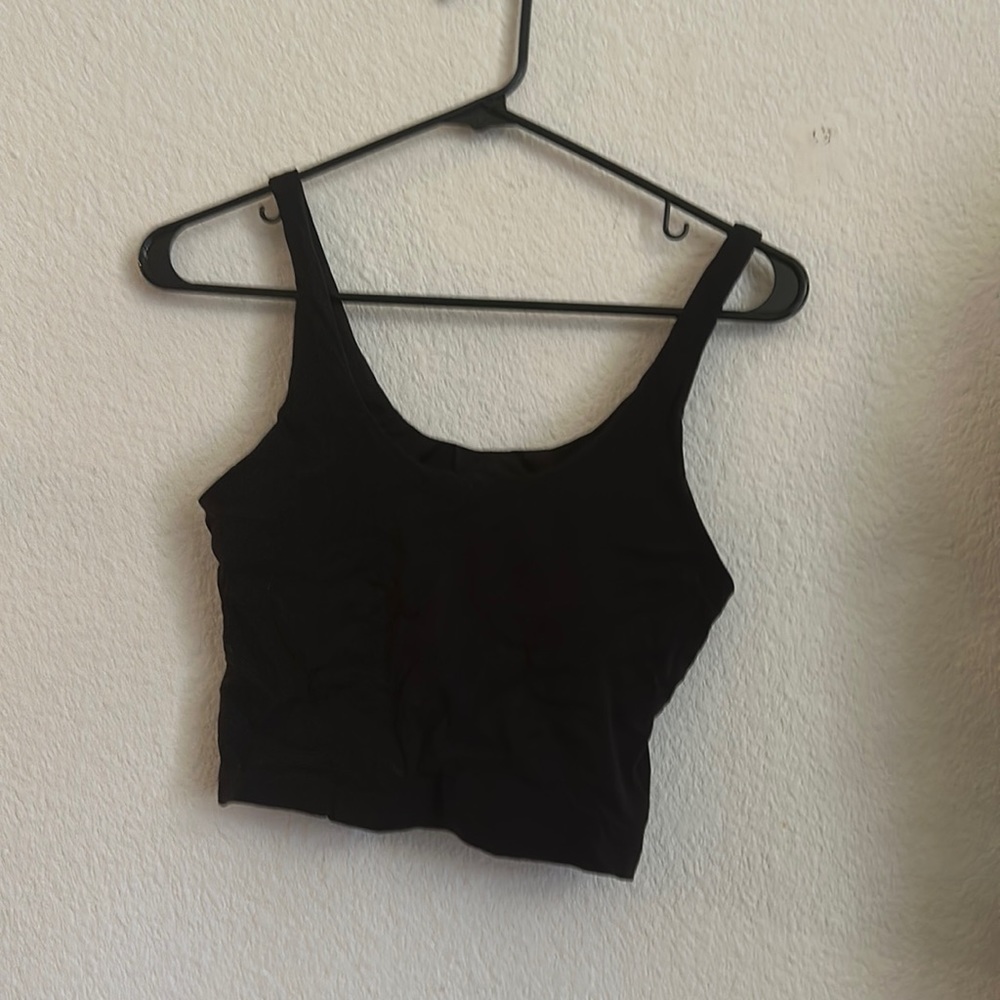 Black workout bra